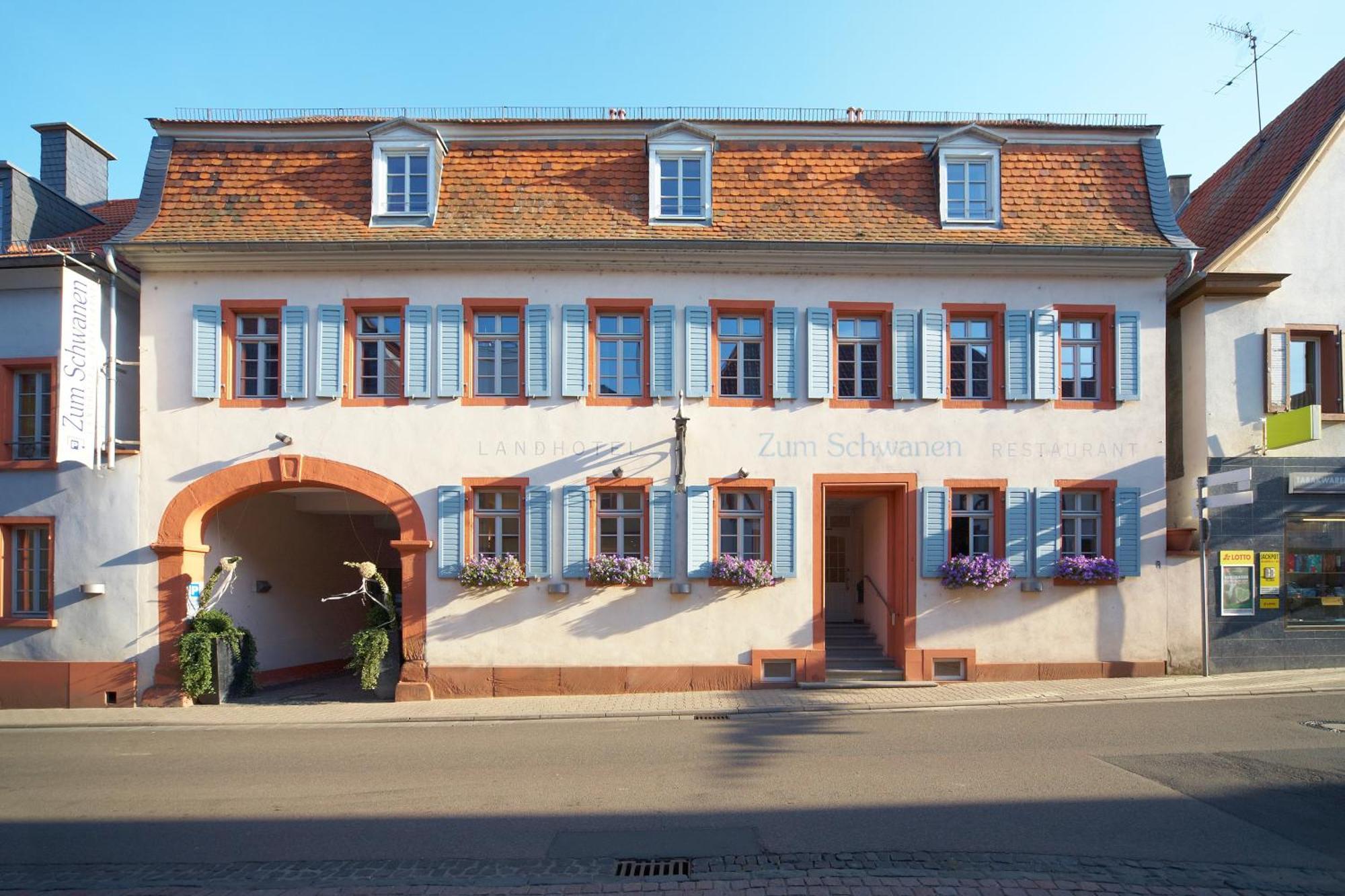 Landhotel Zum Schwanen Mit Restaurant Mona Liza Osthofen Zewnętrze zdjęcie